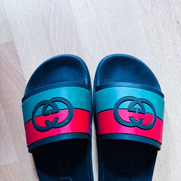 Gucci green redLogo Slide Sandals 8 1/2